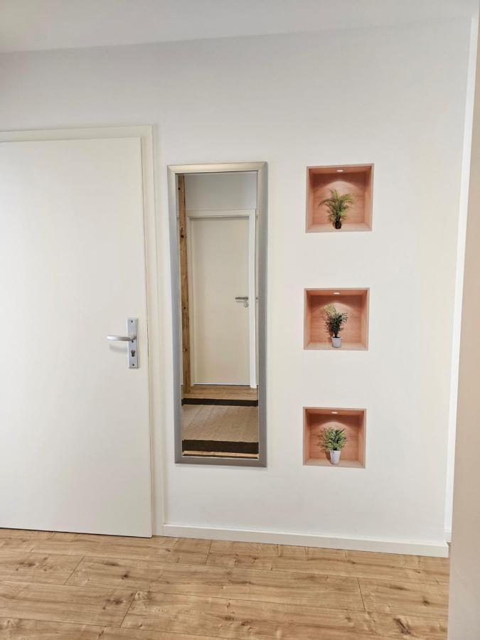 Schoene Grosse Ferienwohnung 79M2 Und 2 Baeder, Zentrumnah, 2Og إرفورت المظهر الخارجي الصورة