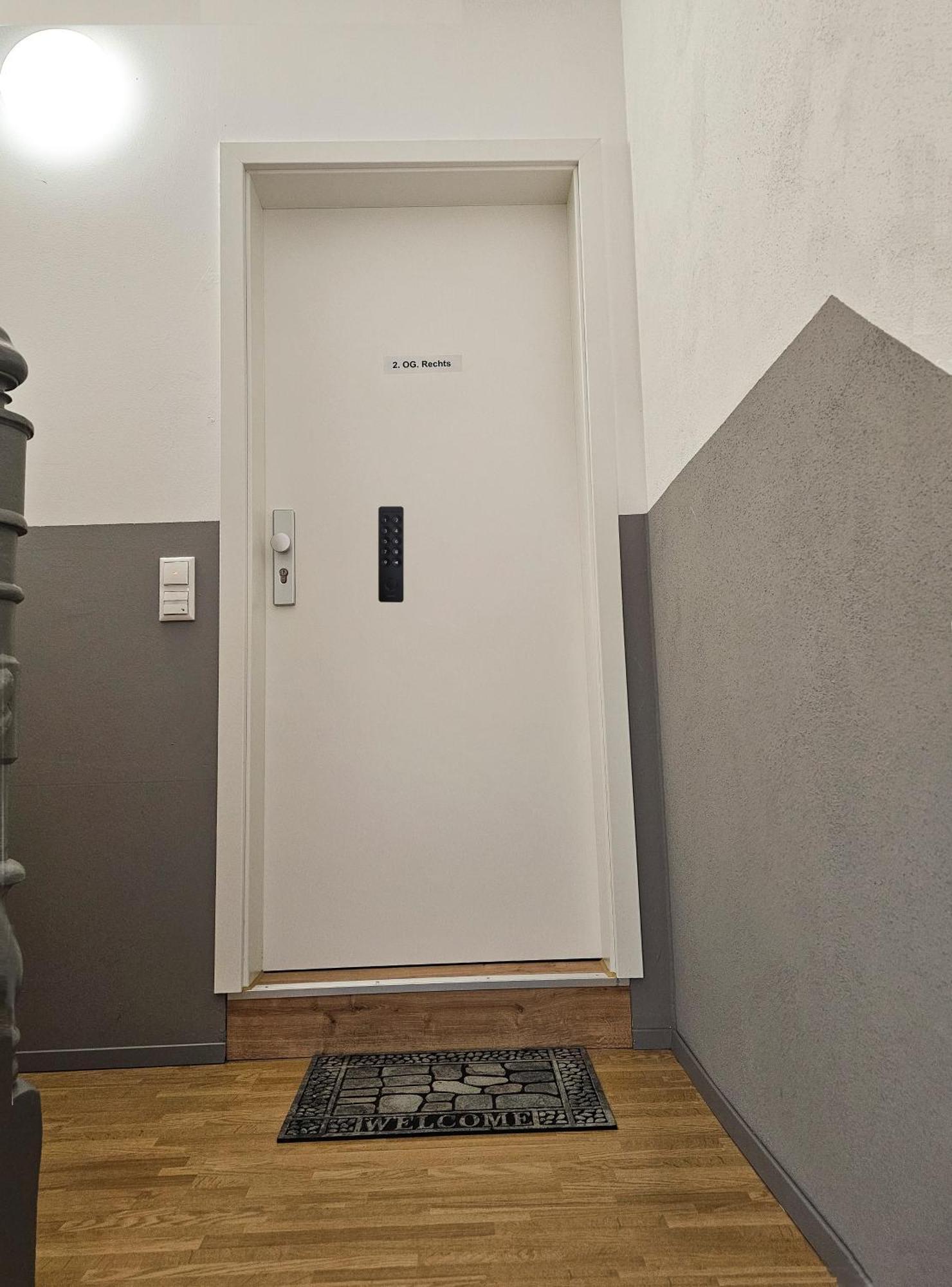 Schoene Grosse Ferienwohnung 79M2 Und 2 Baeder, Zentrumnah, 2Og إرفورت المظهر الخارجي الصورة